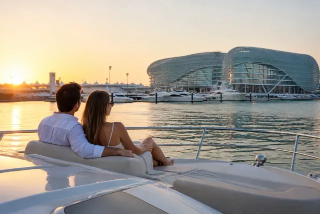 Yas Marina Yacht (2hr)